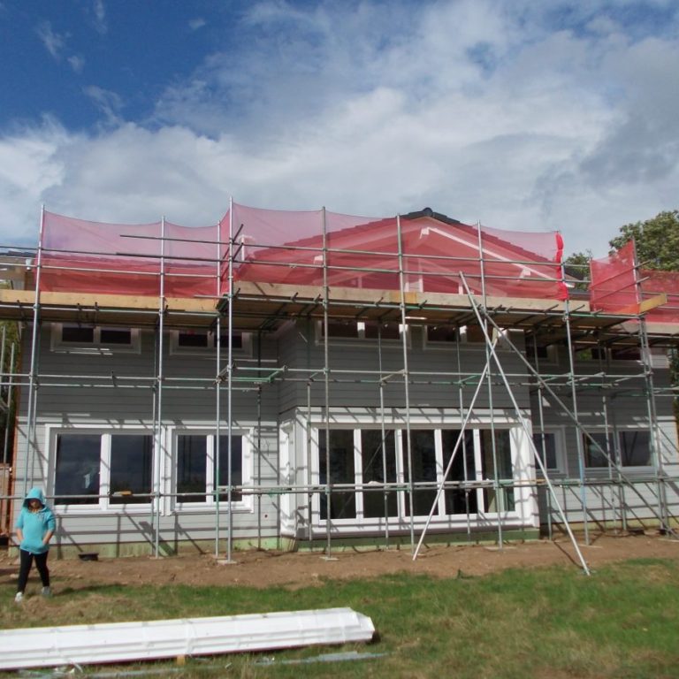 contracts with builders