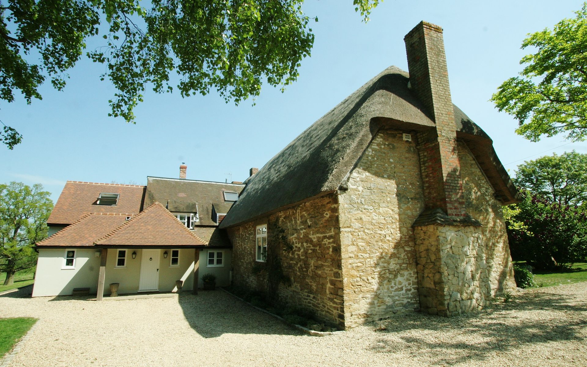clpm-buckinghamshire-building-pm-002