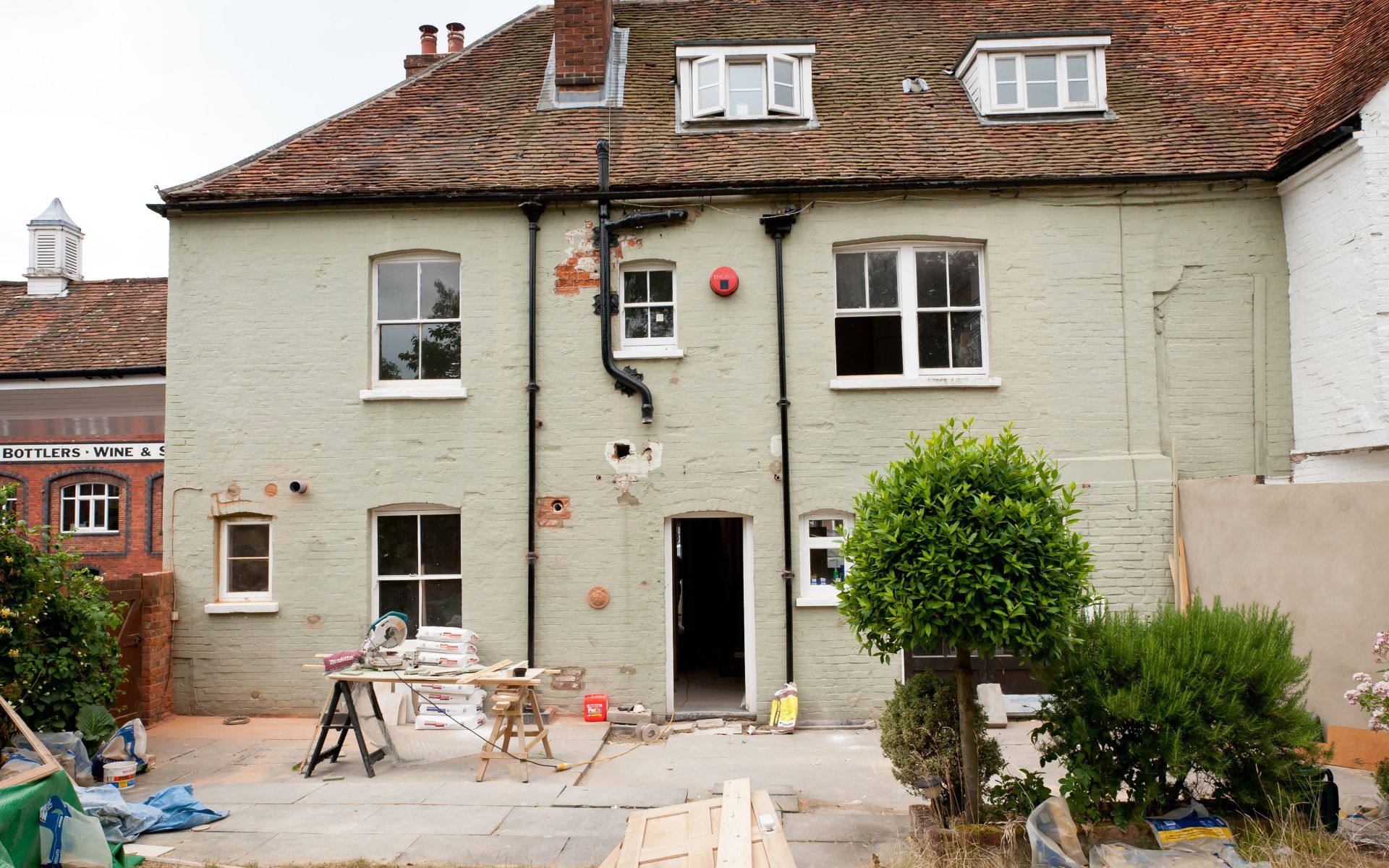 development project management for renovations