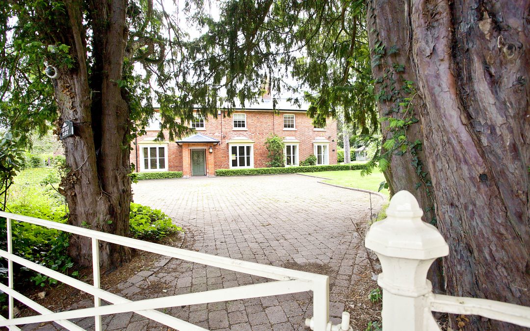 House-restoration-project-management-gates-1-1080x675